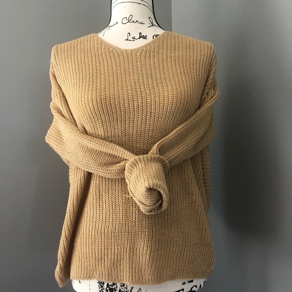 Eden ✨✨knot back sweater - Picture 3 of 4